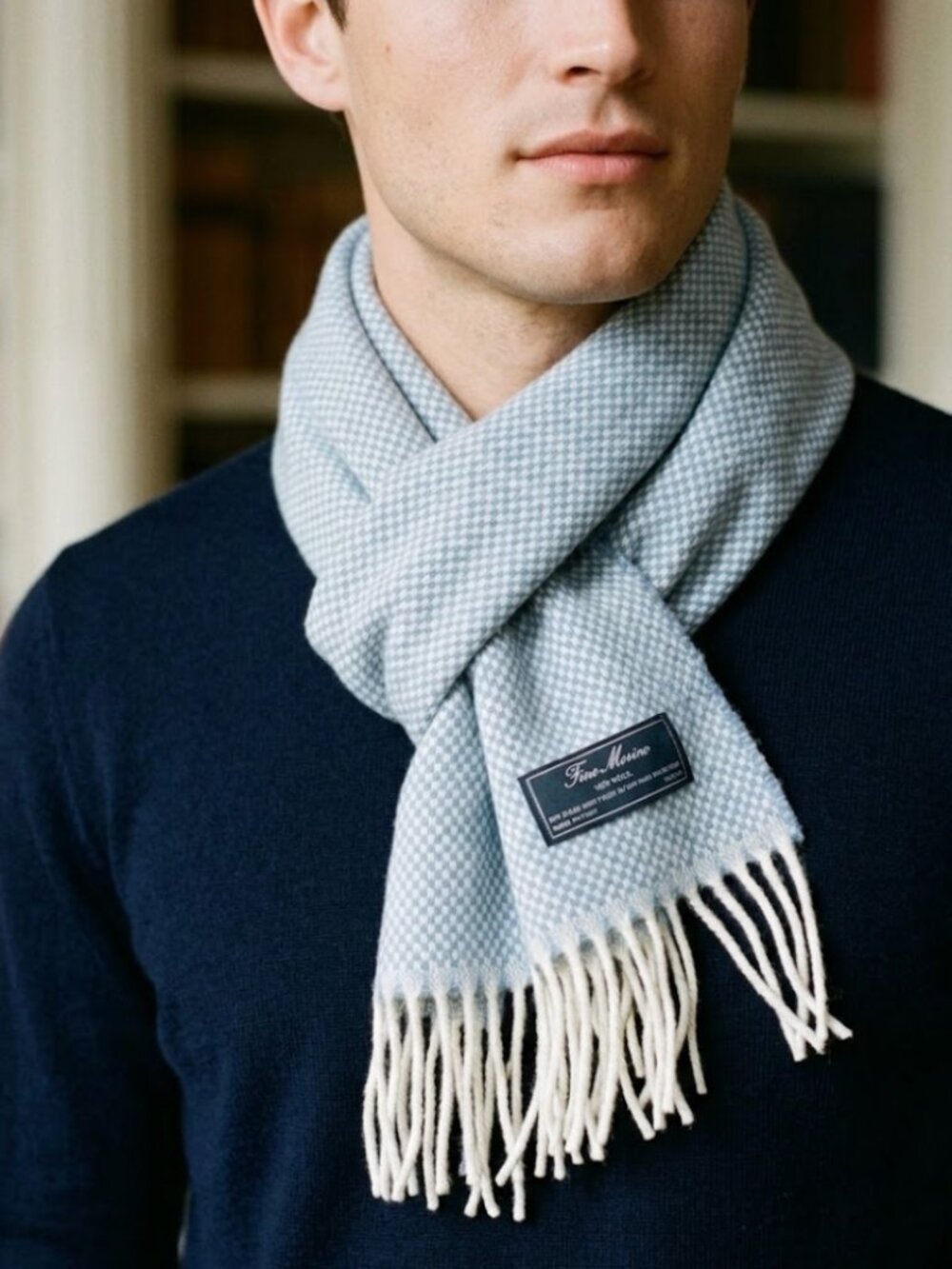NWT NIB Men’s Fine Merino 100% Wool Scarf Light Blue Made in Italy